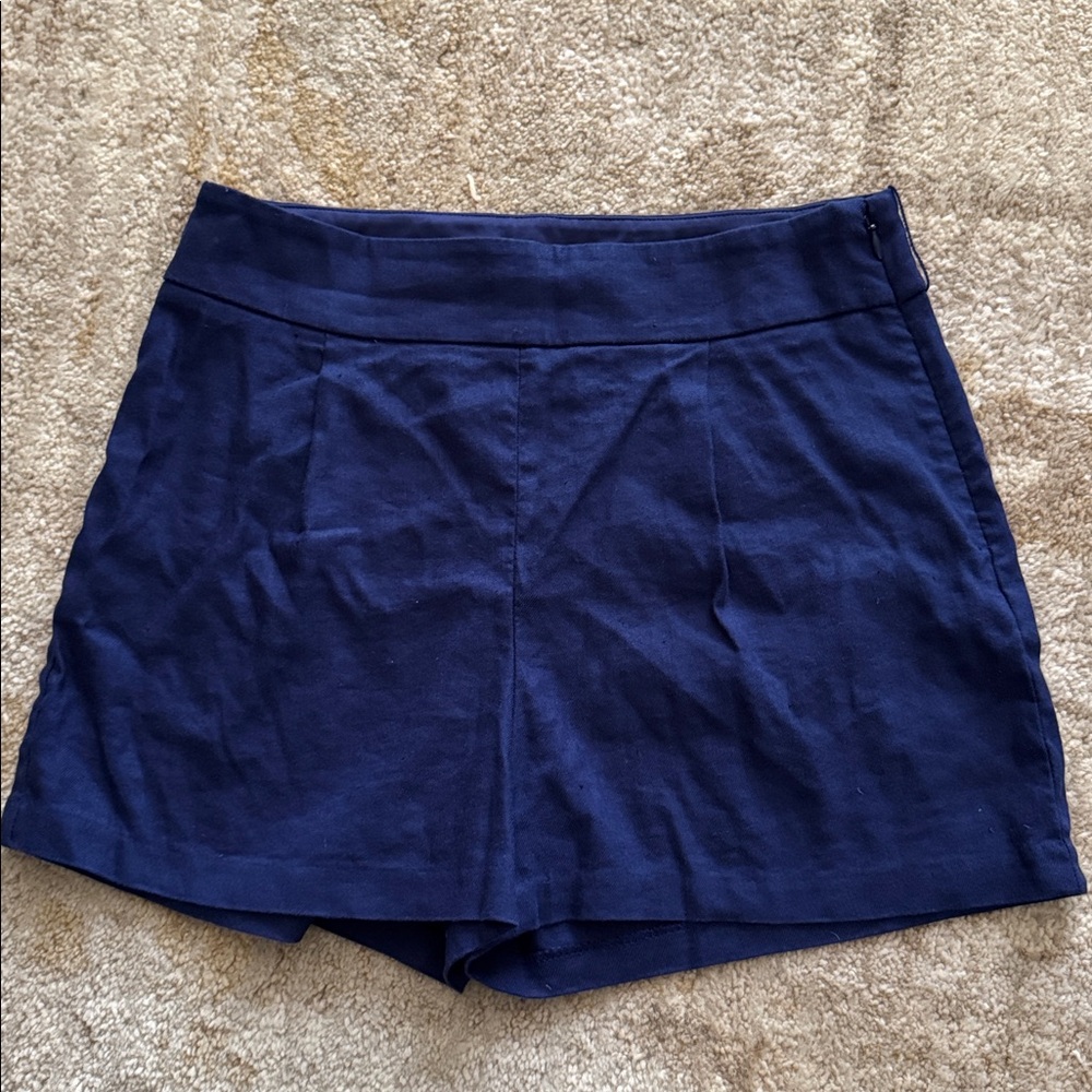 Express Women's shorts midi